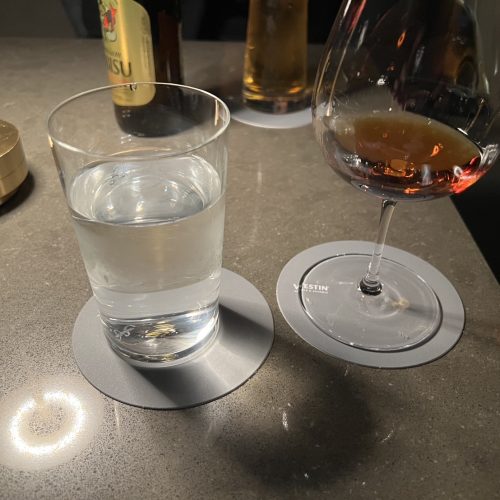 お酒はリラックスして話せる♪